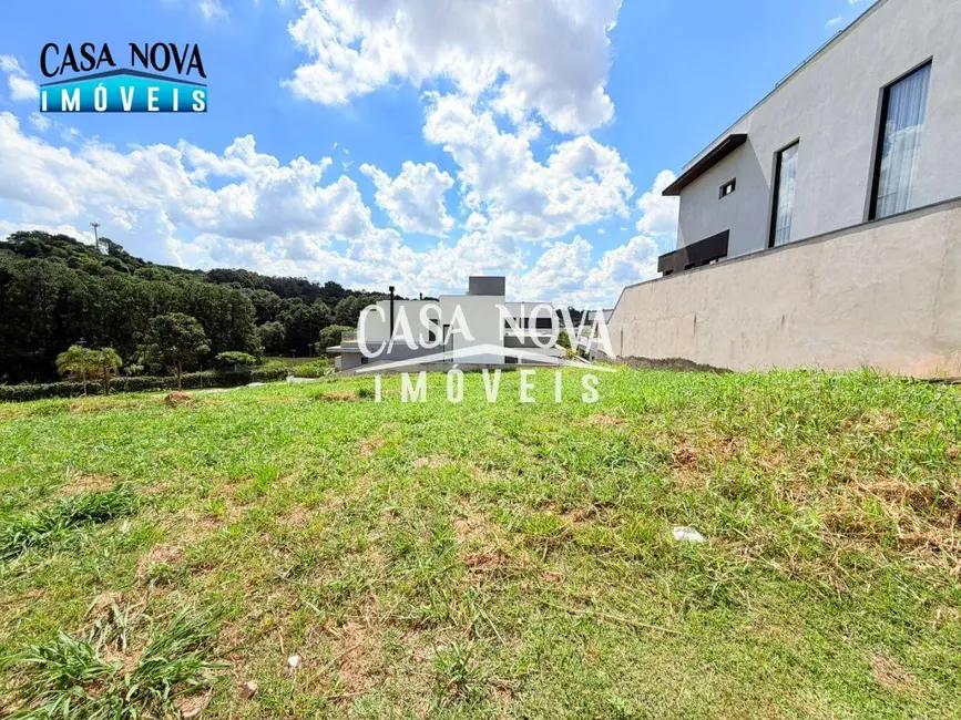 Foto 1 de Terreno / Lote à venda, 360m2 em Jundiai - SP