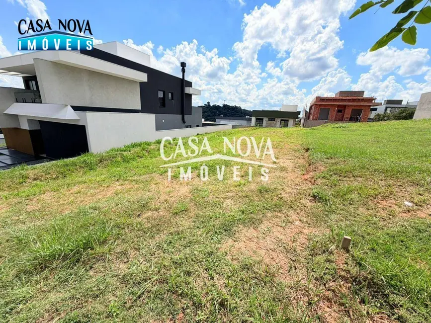 Foto 2 de Terreno / Lote à venda, 360m2 em Jundiai - SP