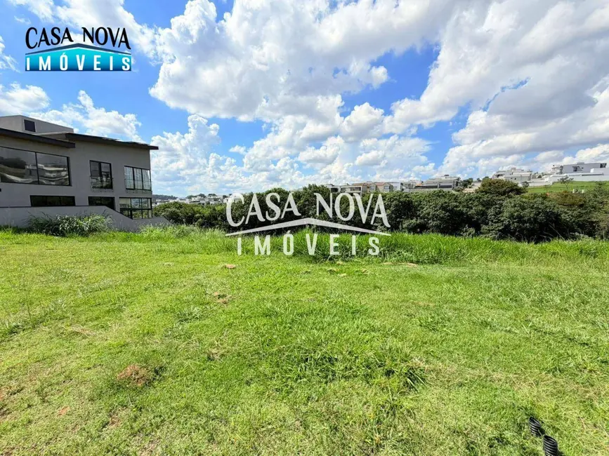 Foto 2 de Terreno / Lote à venda, 360m2 em Jundiai - SP