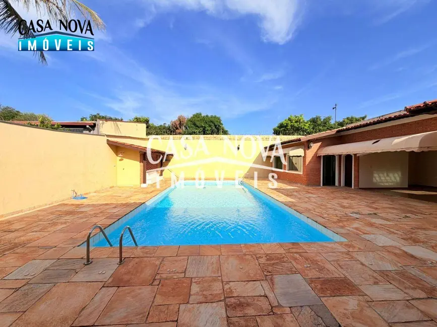 Foto 9 de Casa de Condomínio com 3 quartos à venda e para alugar, 800m2 em Vinhedo - SP