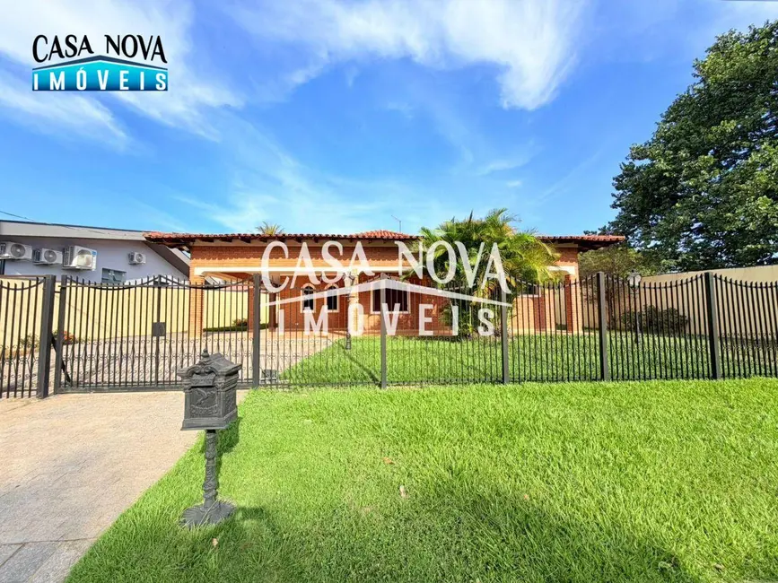 Foto 1 de Casa de Condomínio com 3 quartos à venda e para alugar, 800m2 em Vinhedo - SP