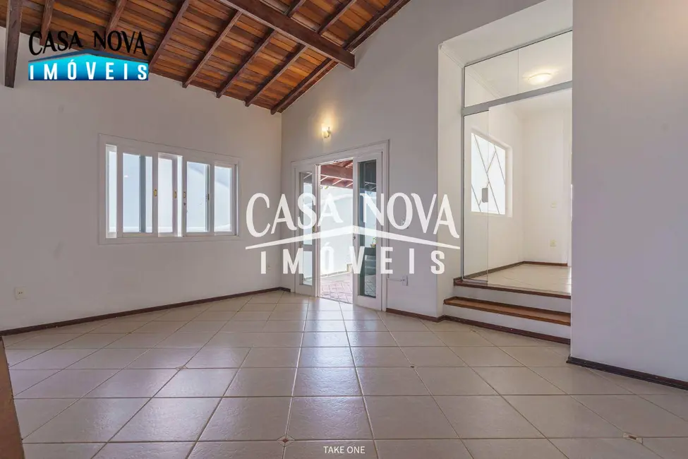 Foto 4 de Casa de Condomínio com 3 quartos para alugar, 300m2 em Bosque, Vinhedo - SP