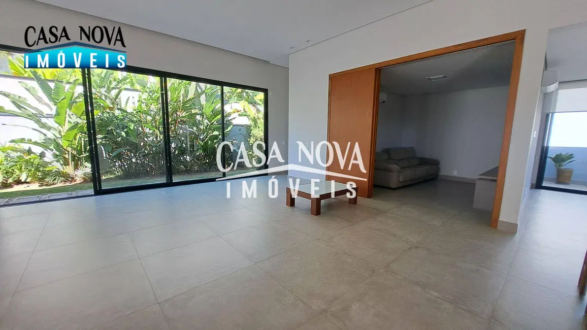 Foto 5 de Casa de Condomínio com 3 quartos à venda, 800m2 em Vinhedo - SP