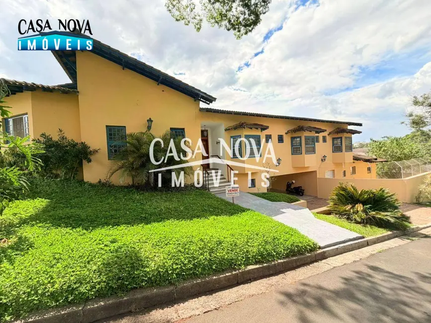 Foto 3 de Casa de Condomínio com 4 quartos à venda e para alugar, 1000m2 em Vinhedo - SP