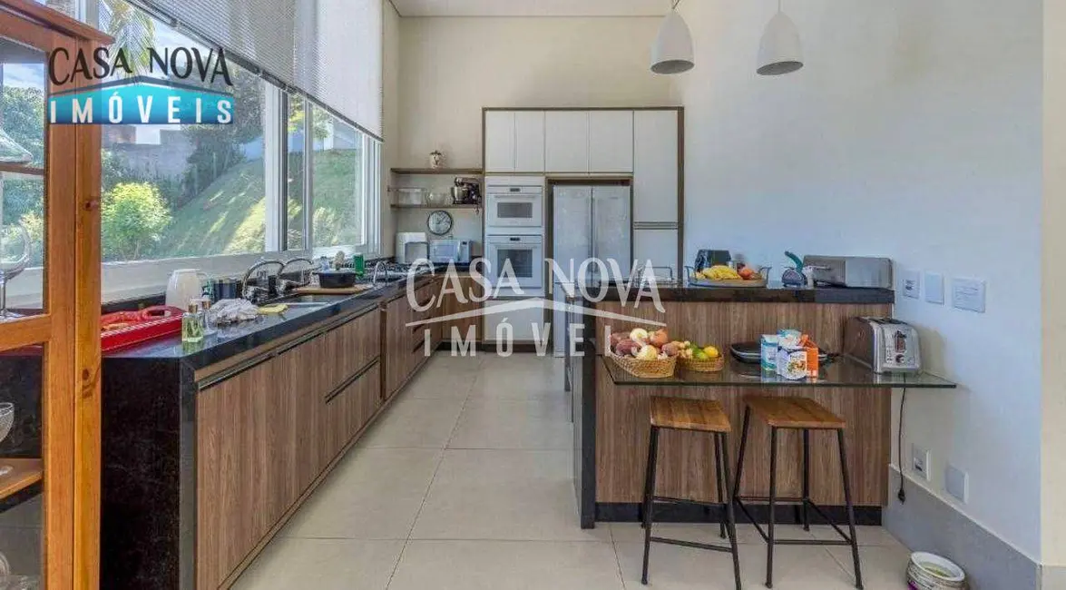 Foto 7 de Casa de Condomínio com 6 quartos à venda e para alugar, 1600m2 em Vinhedo - SP