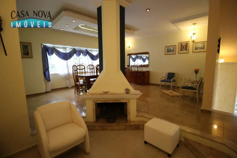 Foto 8 de Casa de Condomínio com 4 quartos para alugar, 820m2 em Vinhedo - SP