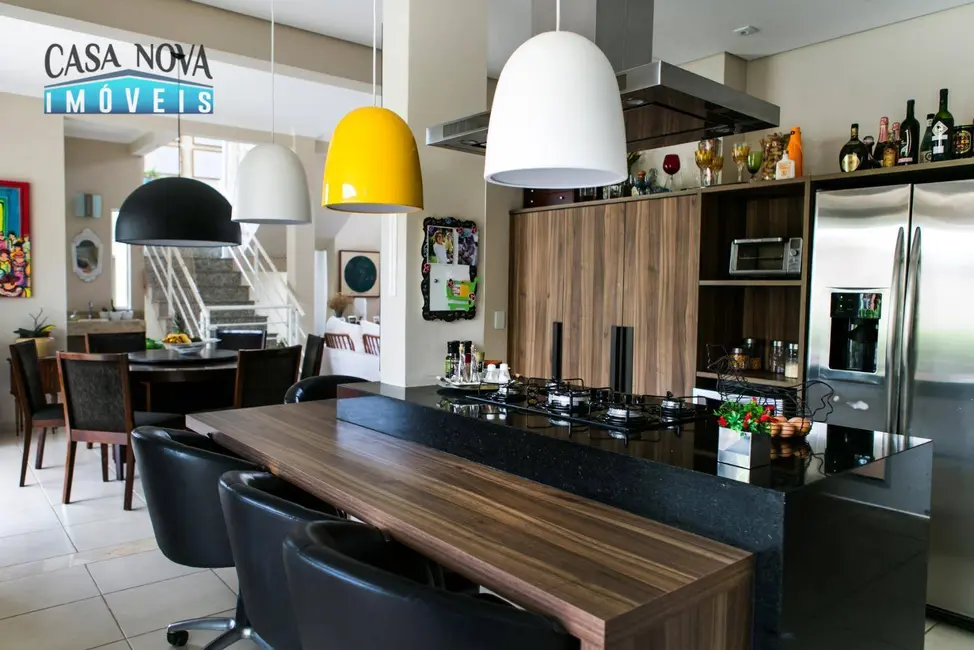 Casa de Condomínio com 3 quartos à venda e para alugar, 600m2 em Centro, Vinhedo - SP - imagem 7 Foto 7 de Casa de Condomínio com 3 quartos à venda e para alugar, 600m2 em Centro, Vinhedo - SP