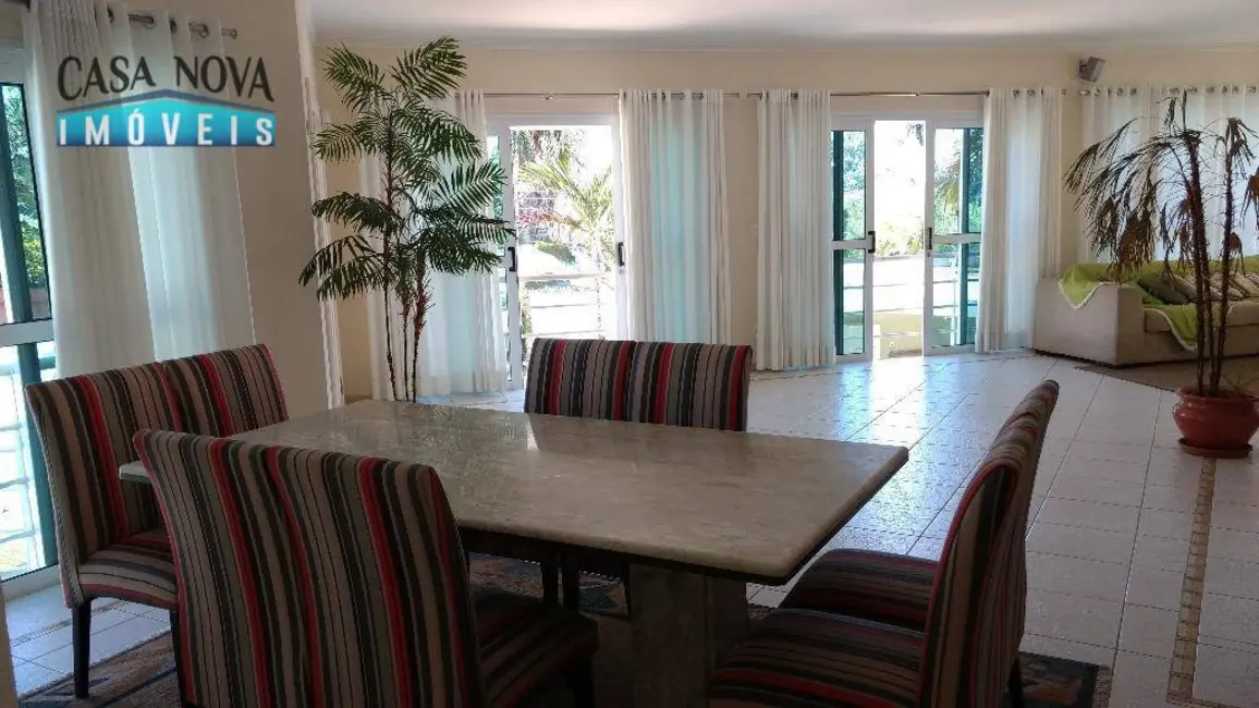 Foto 9 de Casa de Condomínio com 3 quartos à venda, 800m2 em Vinhedo - SP