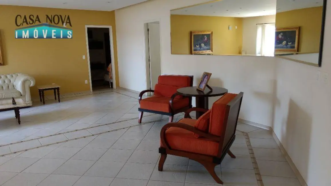 Foto 5 de Casa de Condomínio com 3 quartos à venda, 800m2 em Vinhedo - SP