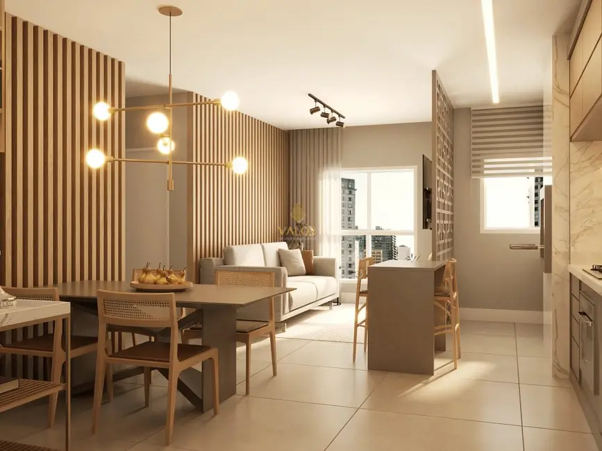 Foto 2 de Apartamento com 2 quartos à venda, 66m2 em Nações, Balneario Camboriu - SC