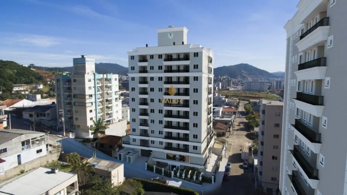 Foto 2 de Apartamento com 2 quartos à venda, 62m2 em Camboriu - SC