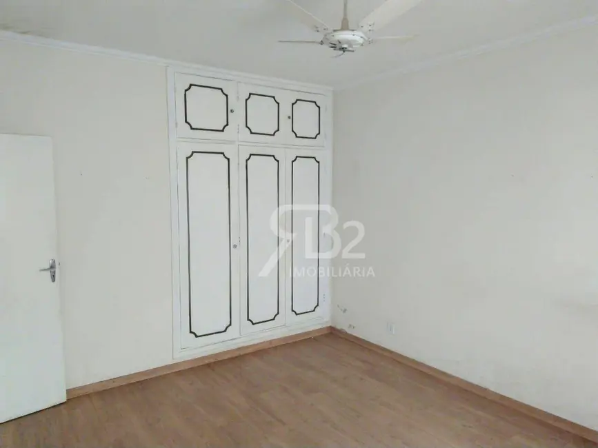 Foto 25 de Casa à venda, 325m2 em Vila Lemos, Campinas - SP