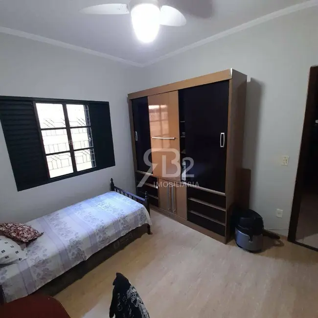 Casa com 3 quartos à venda, 375m2 em Campinas - SP - imagem 9 Foto 9 de Casa com 3 quartos à venda, 375m2 em Campinas - SP