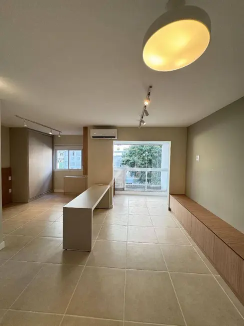 Foto 1 de Apartamento com 1 quarto para alugar, 42m2 em Vila Itapura, Campinas - SP