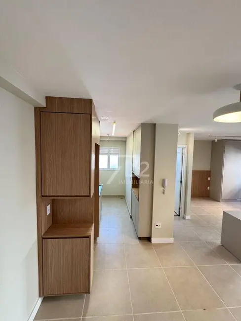 Foto 2 de Apartamento com 1 quarto para alugar, 42m2 em Vila Itapura, Campinas - SP