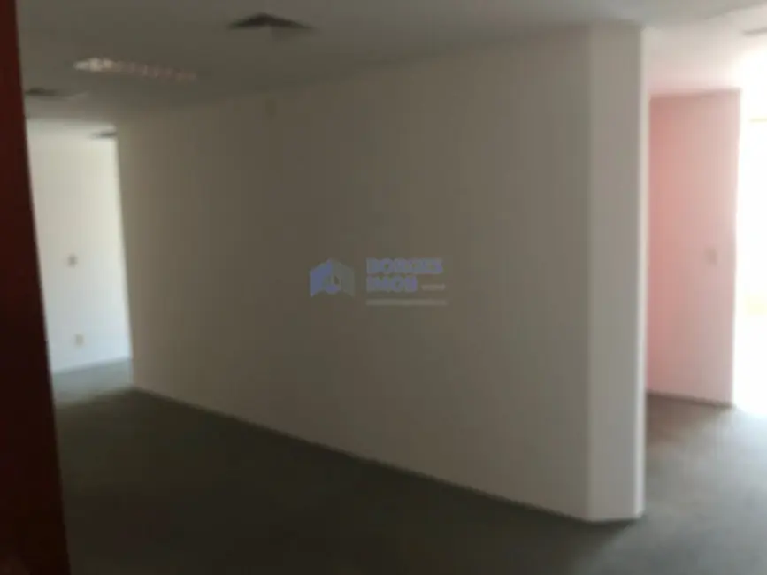 Sala Comercial para alugar, 416m2 em Centro, Campinas - SP - imagem 3 Foto 3 de Sala Comercial para alugar, 416m2 em Centro, Campinas - SP