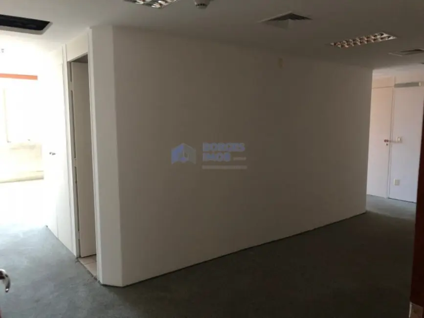 Sala Comercial para alugar, 416m2 em Centro, Campinas - SP - imagem 1 Foto 1 de Sala Comercial para alugar, 416m2 em Centro, Campinas - SP