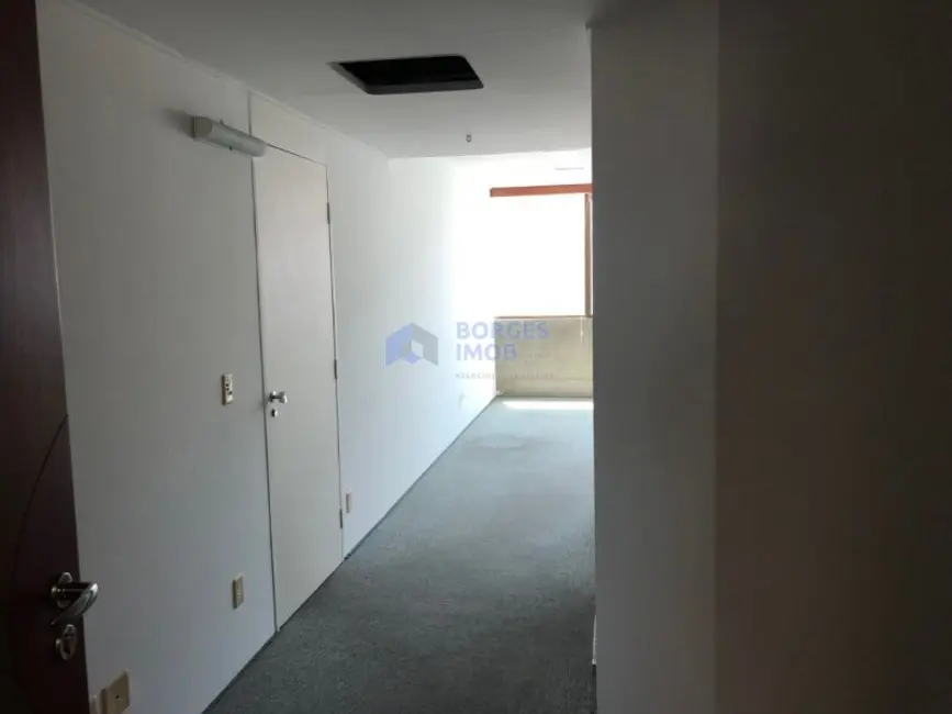 Sala Comercial para alugar, 416m2 em Centro, Campinas - SP - imagem 4 Foto 4 de Sala Comercial para alugar, 416m2 em Centro, Campinas - SP