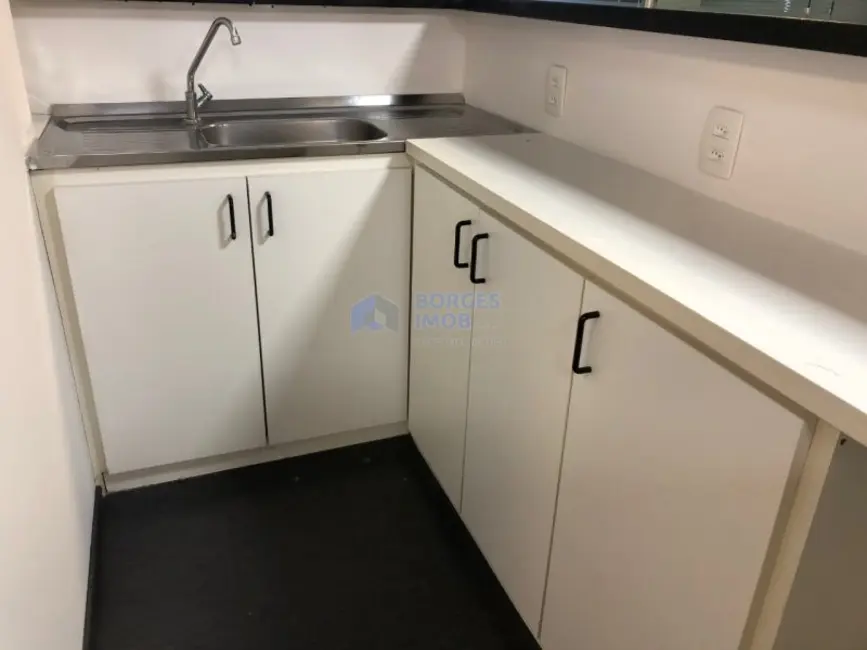 Sala Comercial para alugar, 97m2 em Centro, Campinas - SP - imagem 4 Foto 4 de Sala Comercial para alugar, 97m2 em Centro, Campinas - SP