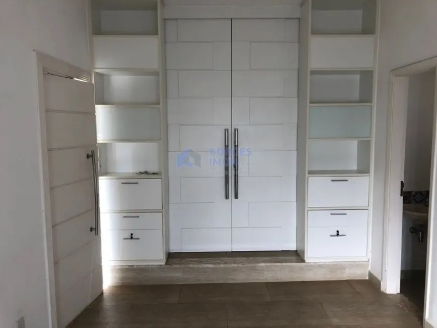 Casa com 3 quartos à venda, 250m2 em Cidade Universitária, Campinas - SP - imagem 4 Foto 4 de Casa com 3 quartos à venda, 250m2 em Cidade Universitária, Campinas - SP
