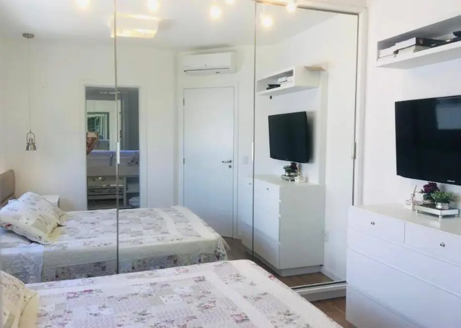 Foto 9 de Apartamento com 2 quartos à venda, 63m2 em Canasvieiras, Florianopolis - SC