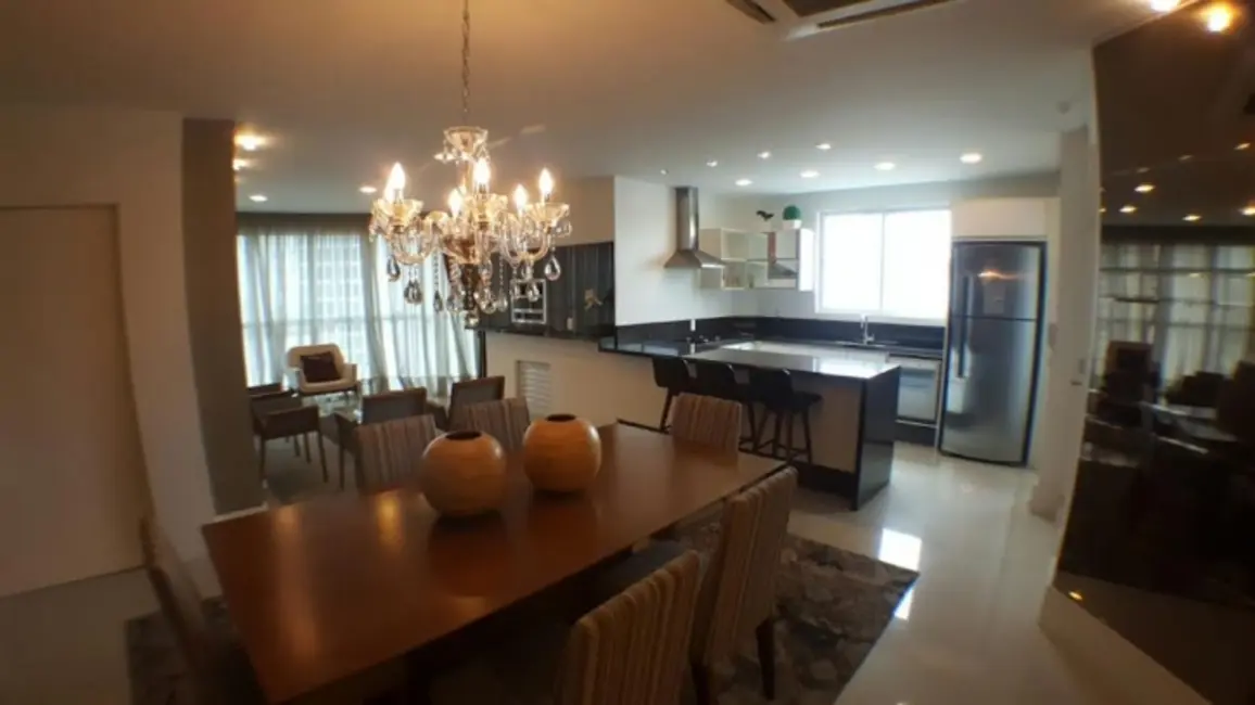 Foto 4 de Apartamento com 3 quartos à venda, 137m2 em Centro, Balneario Camboriu - SC