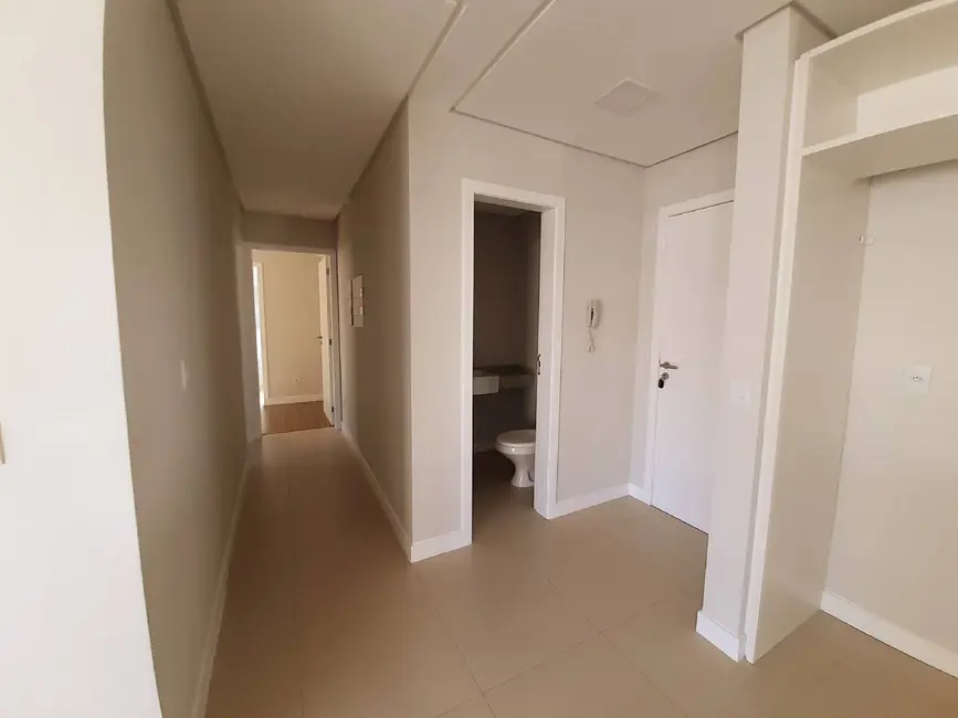 Apartamento com 2 quartos à venda, 86m2 em Centro, Florianopolis - SC - imagem 7 Foto 7 de Apartamento com 2 quartos à venda, 86m2 em Centro, Florianopolis - SC