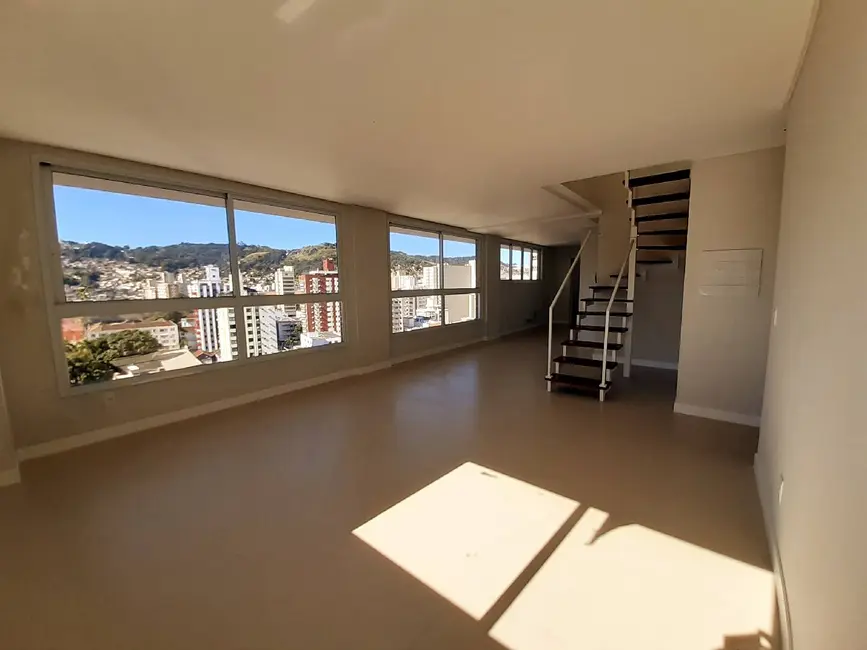 Apartamento com 3 quartos à venda, 191m2 em Centro, Florianopolis - SC - imagem 8 Foto 8 de Apartamento com 3 quartos à venda, 191m2 em Centro, Florianopolis - SC