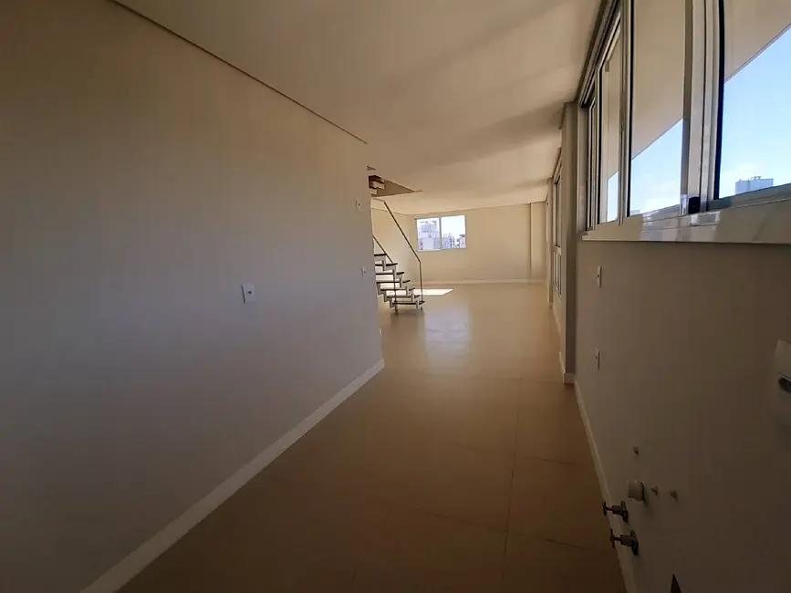 Apartamento com 3 quartos à venda, 191m2 em Centro, Florianopolis - SC - imagem 9 Foto 9 de Apartamento com 3 quartos à venda, 191m2 em Centro, Florianopolis - SC