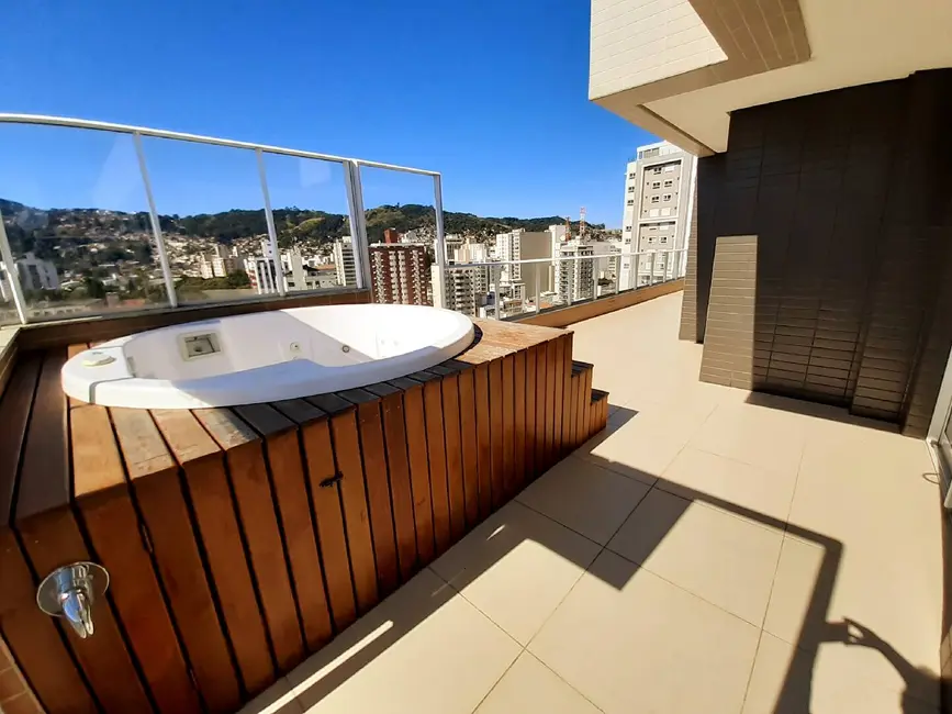 Apartamento com 3 quartos à venda, 191m2 em Centro, Florianopolis - SC - imagem 4 Foto 4 de Apartamento com 3 quartos à venda, 191m2 em Centro, Florianopolis - SC