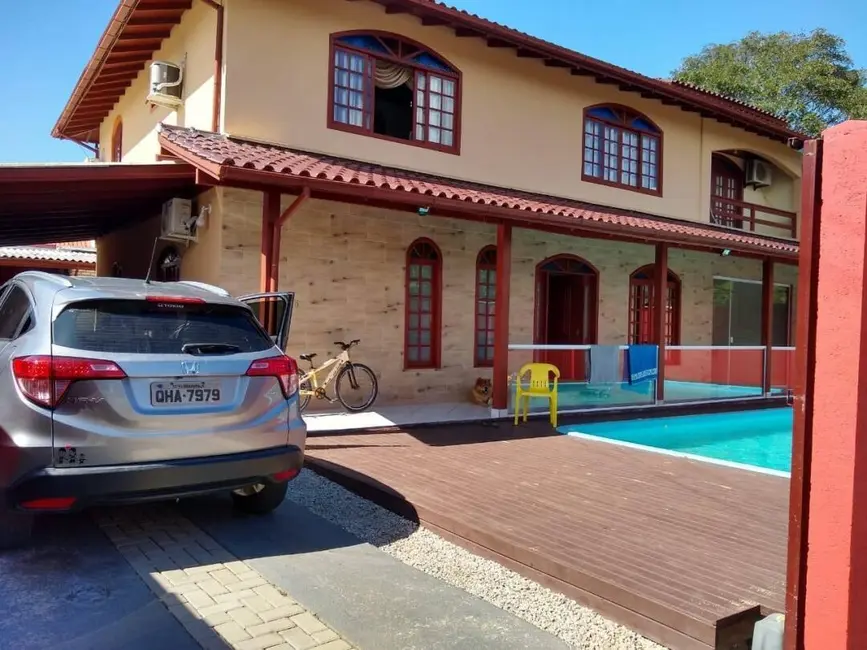 Foto 1 de Casa com 7 quartos à venda em Morro das Pedras, Florianopolis - SC