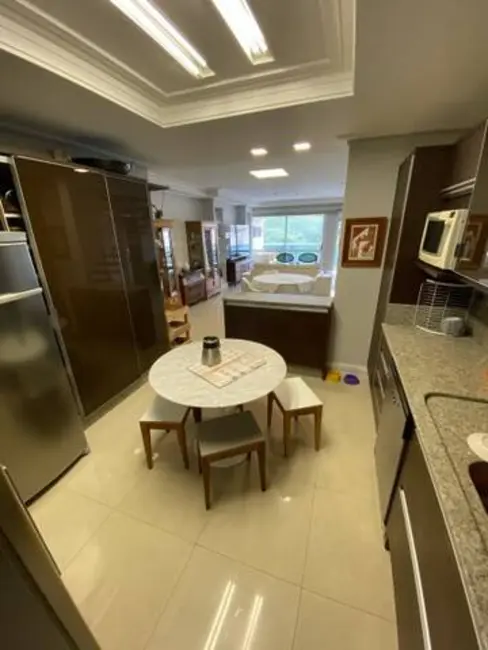 Foto 1 de Apartamento com 3 quartos à venda, 250m2 em Agronômica, Florianopolis - SC