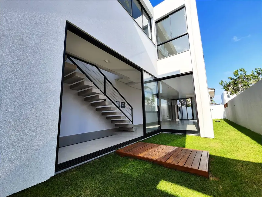 Foto 8 de Casa com 3 quartos à venda em Campeche, Florianopolis - SC