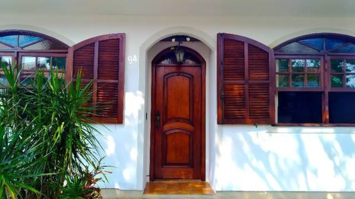 Casa com 3 quartos à venda, 250m2 em Córrego Grande, Florianopolis - SC - imagem 4 Foto 4 de Casa com 3 quartos à venda, 250m2 em Córrego Grande, Florianopolis - SC
