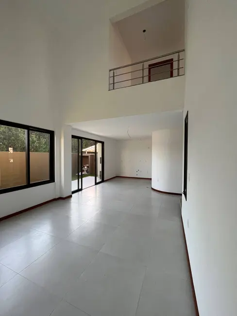 Foto 1 de Casa com 3 quartos à venda em Campeche, Florianopolis - SC
