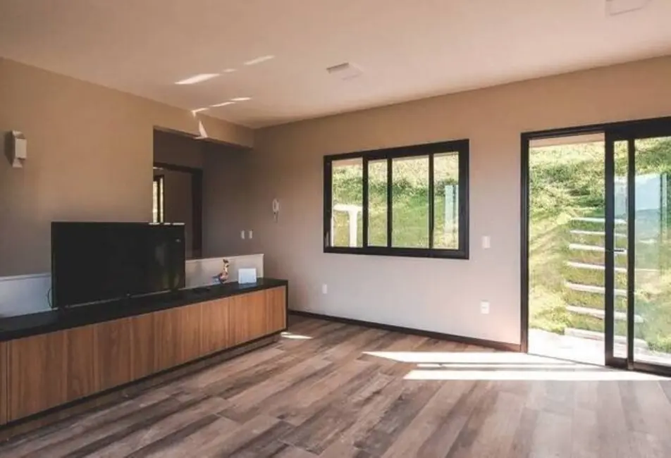 Foto 9 de Casa com 2 quartos à venda, 120m2 em Garopaba - SC