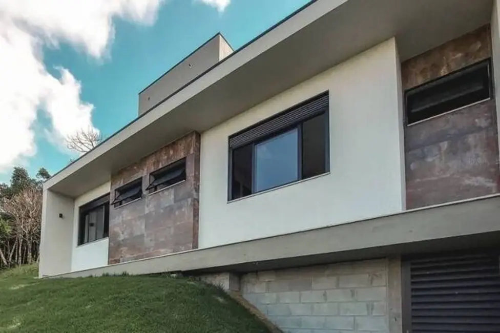 Foto 3 de Casa com 2 quartos à venda, 120m2 em Garopaba - SC