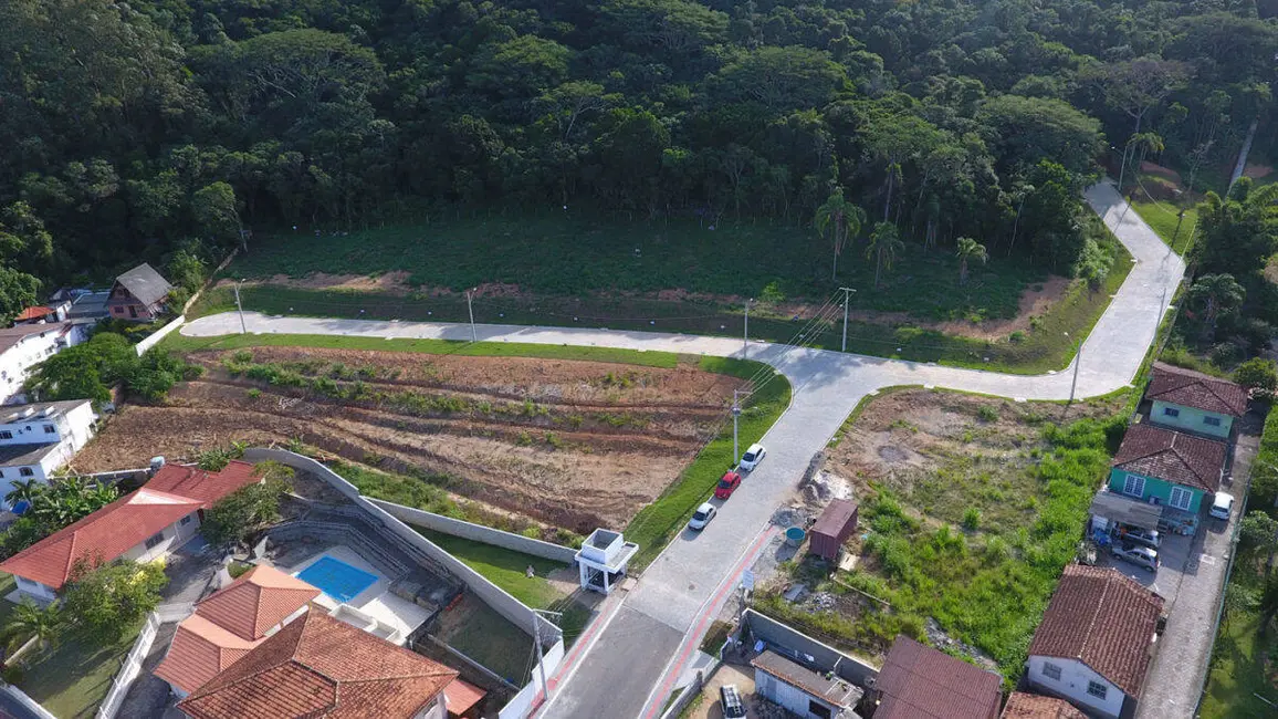 Foto 5 de Terreno / Lote à venda, 360m2 em Ponta de Baixo, Sao Jose - SC