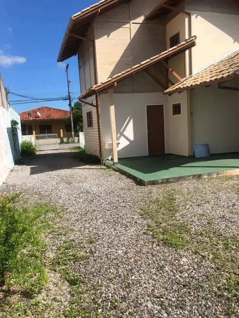 Foto 1 de Casa com 3 quartos à venda em Campeche, Florianopolis - SC