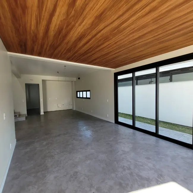 Foto 9 de Casa com 3 quartos à venda em Rio Tavares, Florianopolis - SC