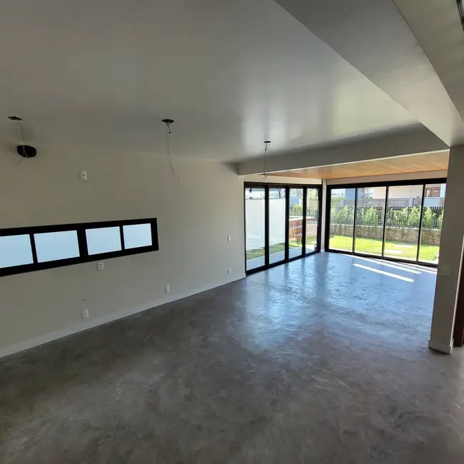 Foto 8 de Casa com 3 quartos à venda em Rio Tavares, Florianopolis - SC