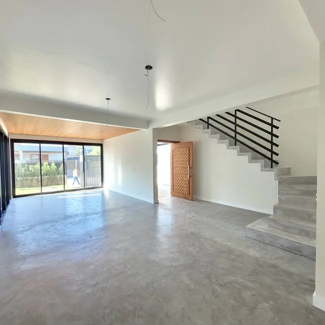 Foto 4 de Casa com 3 quartos à venda em Rio Tavares, Florianopolis - SC