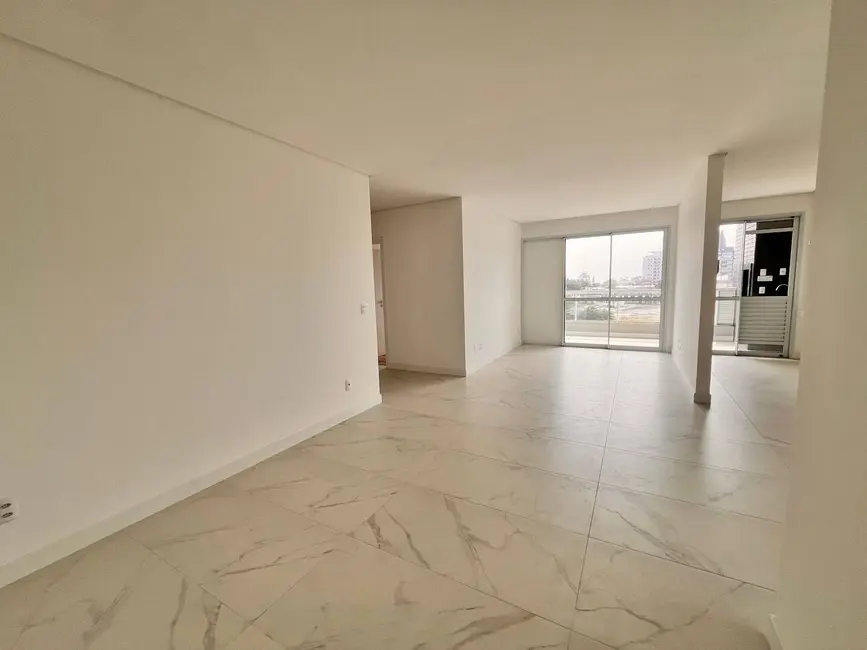 Apartamento com 3 quartos à venda, 111m2 em Estreito, Florianopolis - SC - imagem 4 Foto 4 de Apartamento com 3 quartos à venda, 111m2 em Estreito, Florianopolis - SC