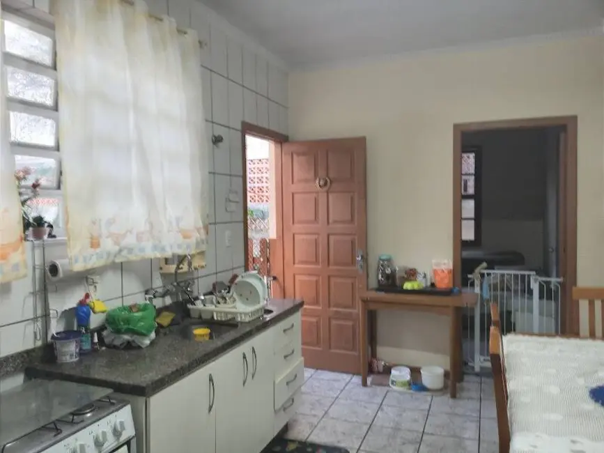 Casa com 3 quartos à venda, 220m2 em Florianopolis - SC - imagem 4 Foto 4 de Casa com 3 quartos à venda, 220m2 em Florianopolis - SC