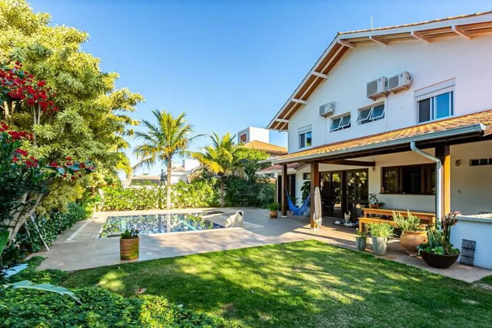 Foto 1 de Casa com 4 quartos à venda em Lagoa da Conceição, Florianopolis - SC