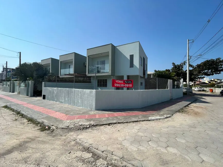 Foto 2 de Casa com 3 quartos à venda em Campeche, Florianopolis - SC