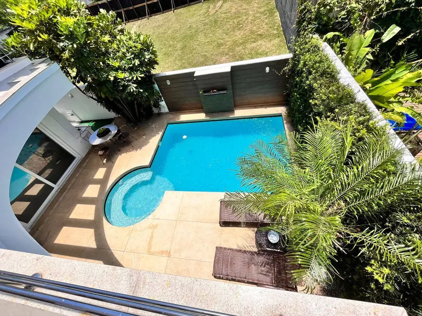 Casa com 4 quartos para alugar, 436m2 em Campeche, Florianopolis - SC - imagem 9 Foto 9 de Casa com 4 quartos para alugar, 436m2 em Campeche, Florianopolis - SC