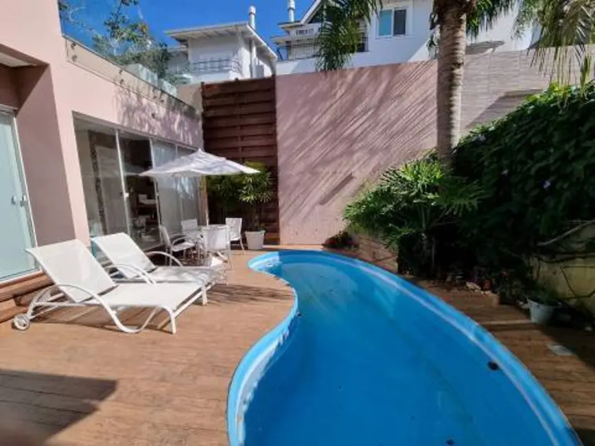 Foto 1 de Casa com 4 quartos à venda em João Paulo, Florianopolis - SC