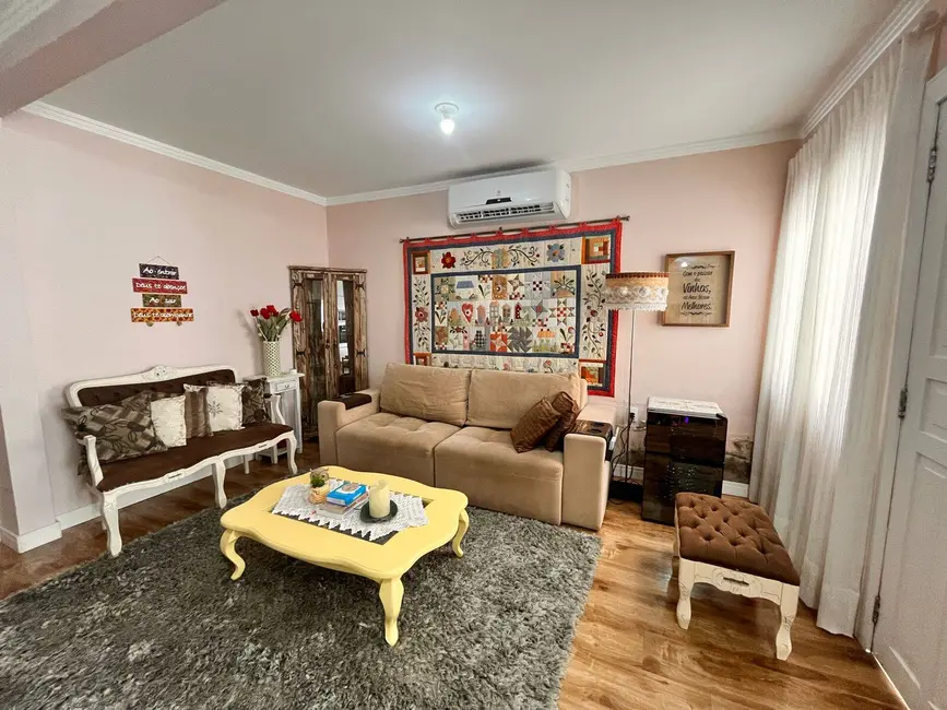 Foto 3 de Casa com 2 quartos à venda, 106m2 em São Sebastião, Palhoca - SC