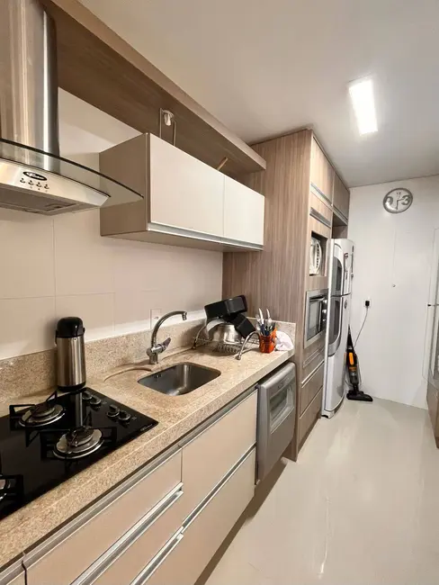 Apartamento com 2 quartos à venda, 76m2 em Florianopolis - SC - imagem 9 Foto 9 de Apartamento com 2 quartos à venda, 76m2 em Florianopolis - SC